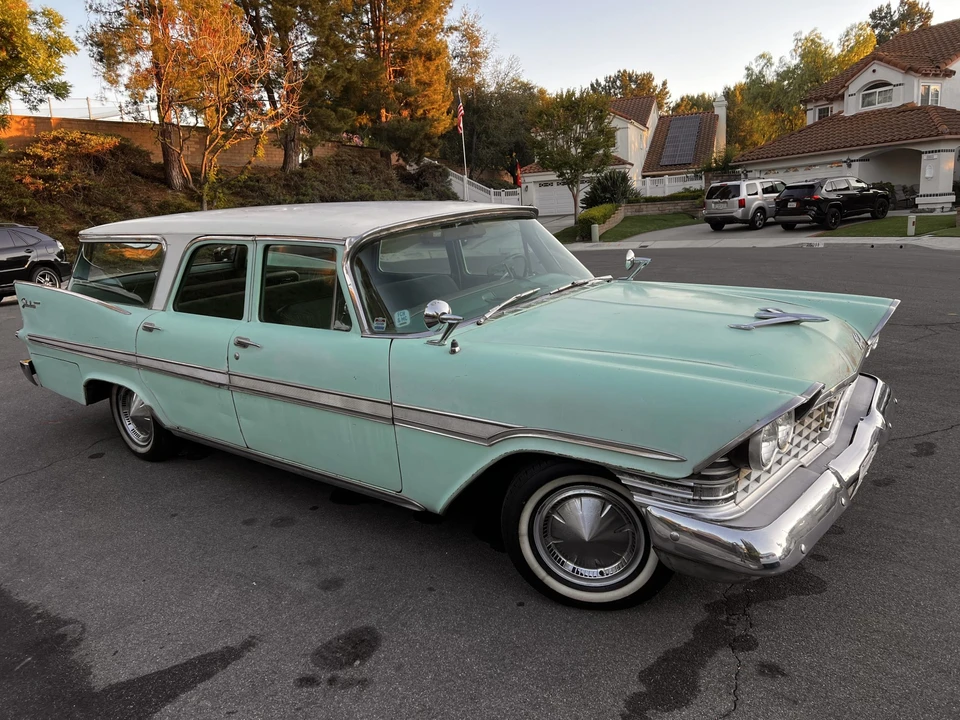1959 Plymouth Suburban - Image 10 of 31