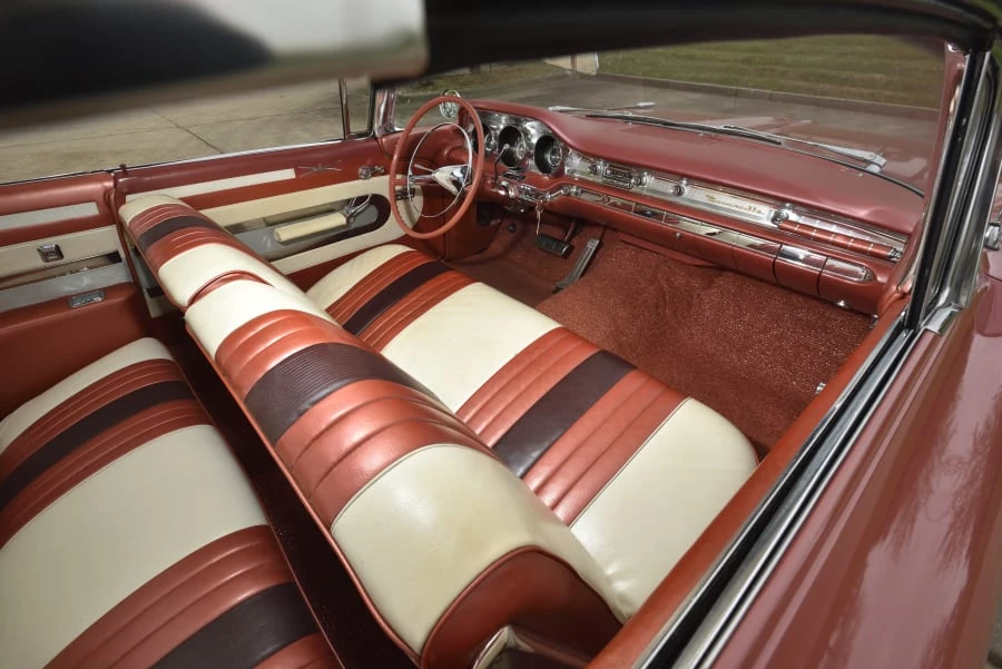 1959 Pontiac Bonneville 1st Gen - Image 18 of 29