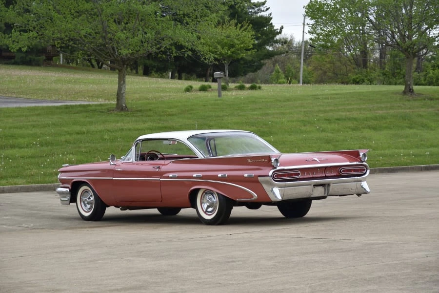 1959 Pontiac Bonneville 1st Gen - Image 14 of 29