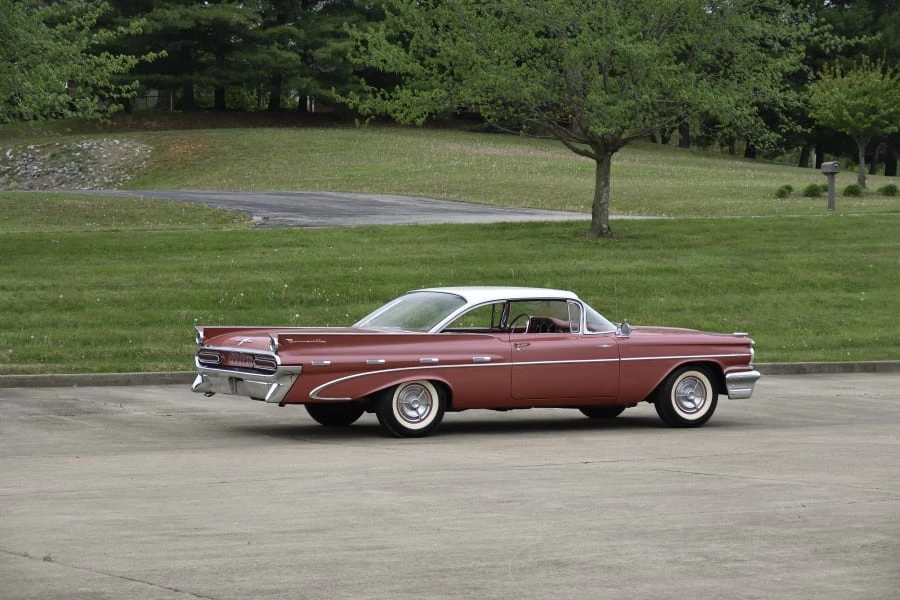 1959 Pontiac Bonneville 1st Gen - Image 12 of 29