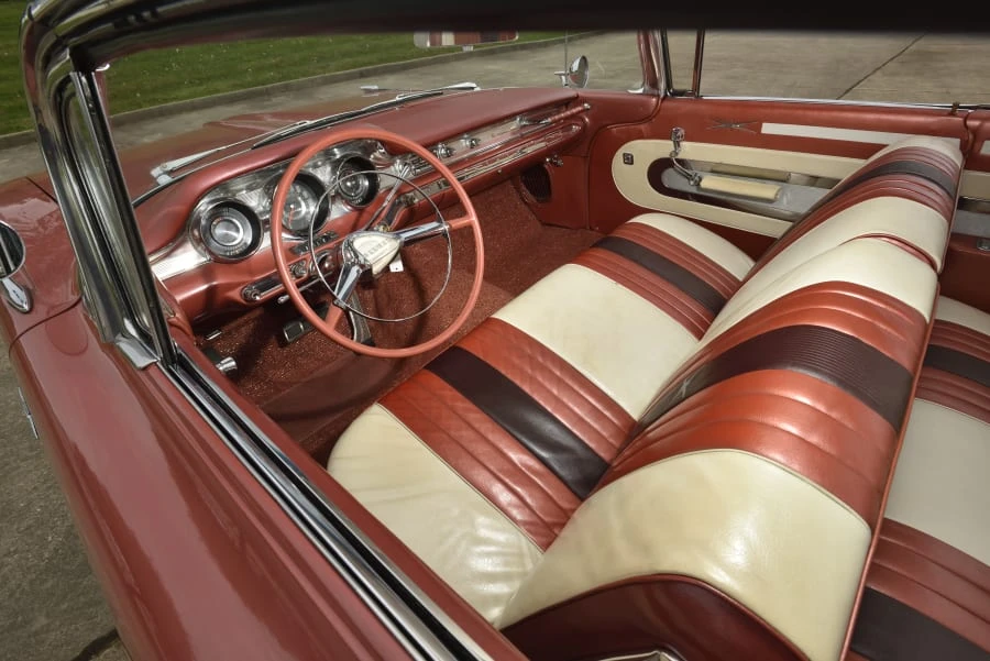 1959 Pontiac Bonneville 1st Gen - Image 22 of 29