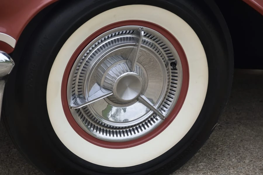 1959 Pontiac Bonneville 1st Gen - Image 7 of 29