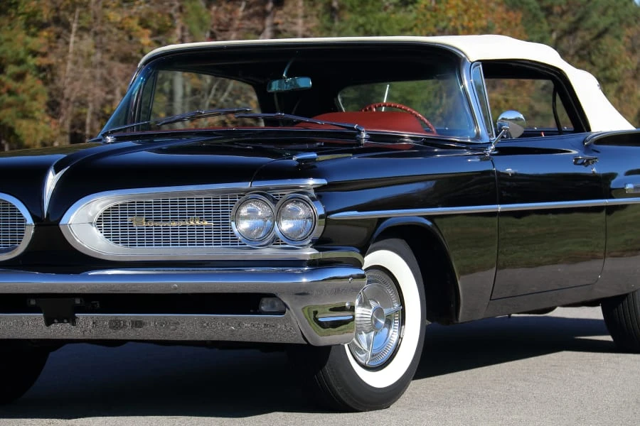 1959 Pontiac Bonneville 1st Gen - Image 11 of 30