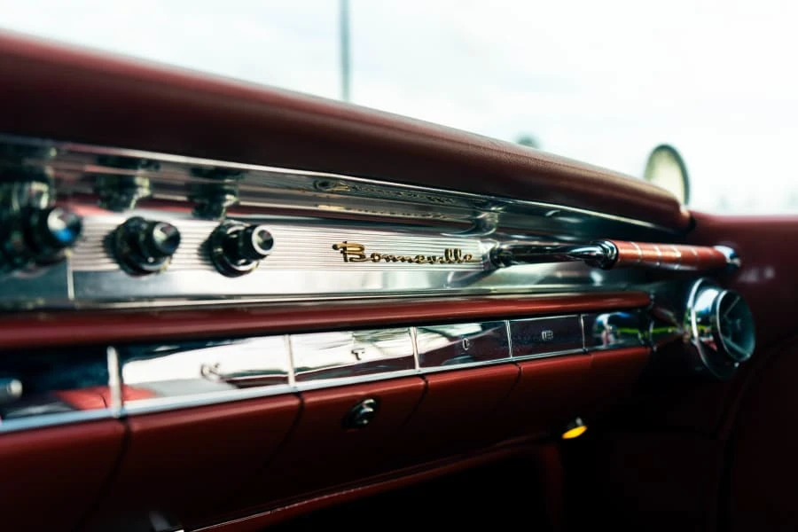 1959 Pontiac Bonneville 1st Gen - Image 13 of 19