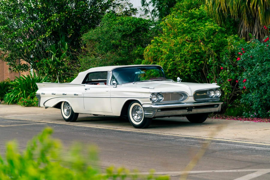 1959 Pontiac Bonneville 1st Gen - Image 6 of 19