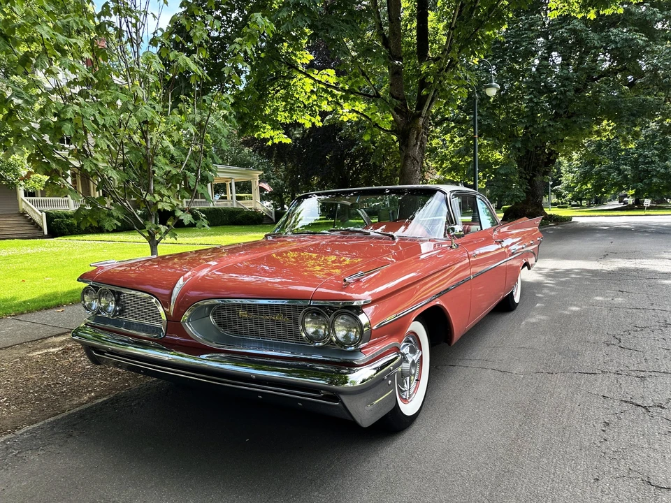1959 Pontiac Bonneville 1st Gen - Image 2 of 31