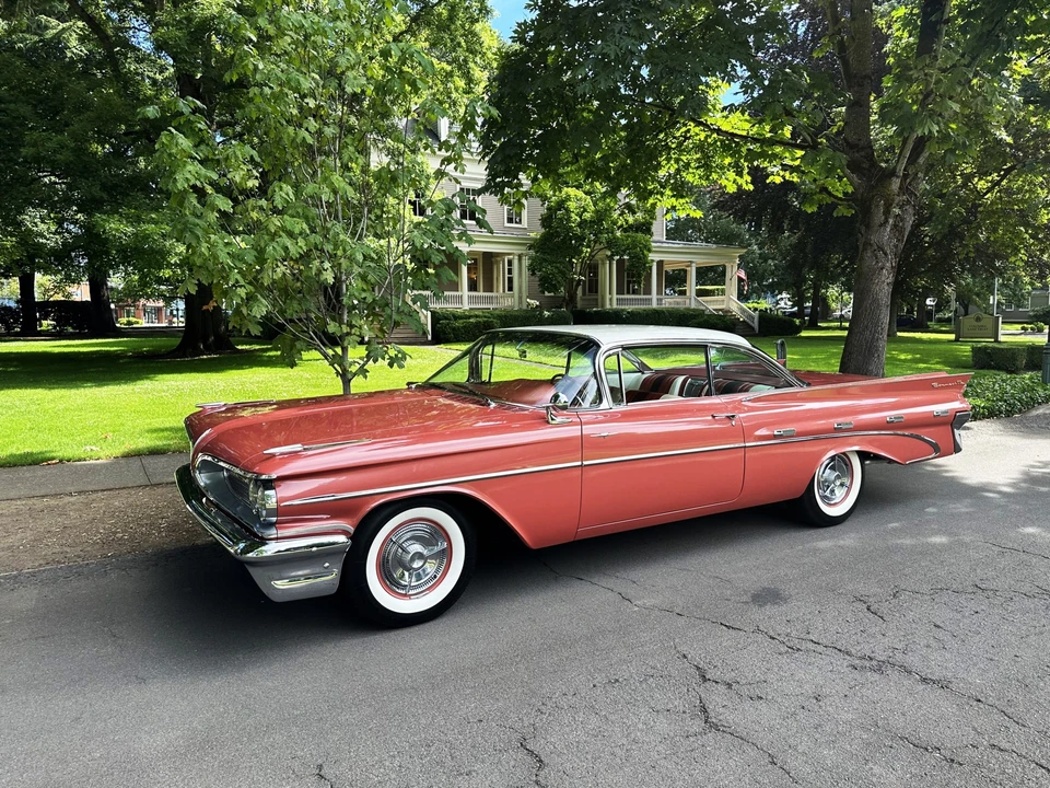 1959 Pontiac Bonneville 1st Gen - Image 5 of 31