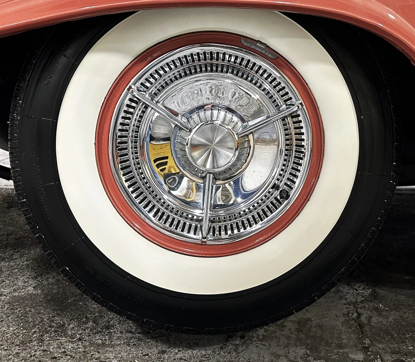 1959 Pontiac Bonneville 1st Gen - Image 26 of 31