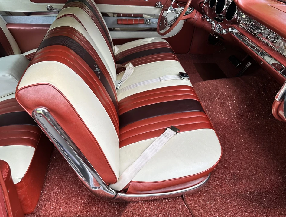 1959 Pontiac Bonneville 1st Gen - Image 27 of 31