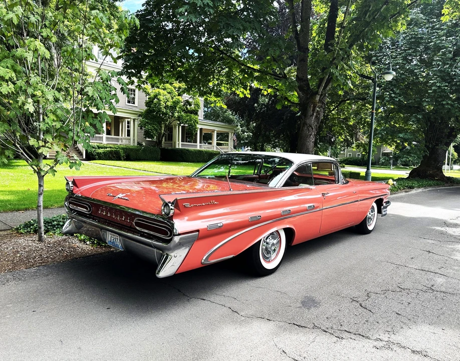 1959 Pontiac Bonneville 1st Gen - Image 12 of 31