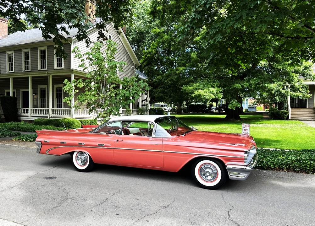 1959 Pontiac Bonneville 1st Gen - Image 17 of 31