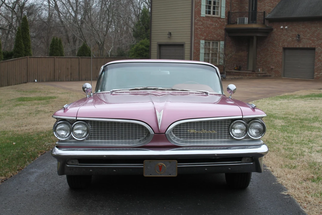 1959 Pontiac Bonneville 1st Gen - Image 15 of 31