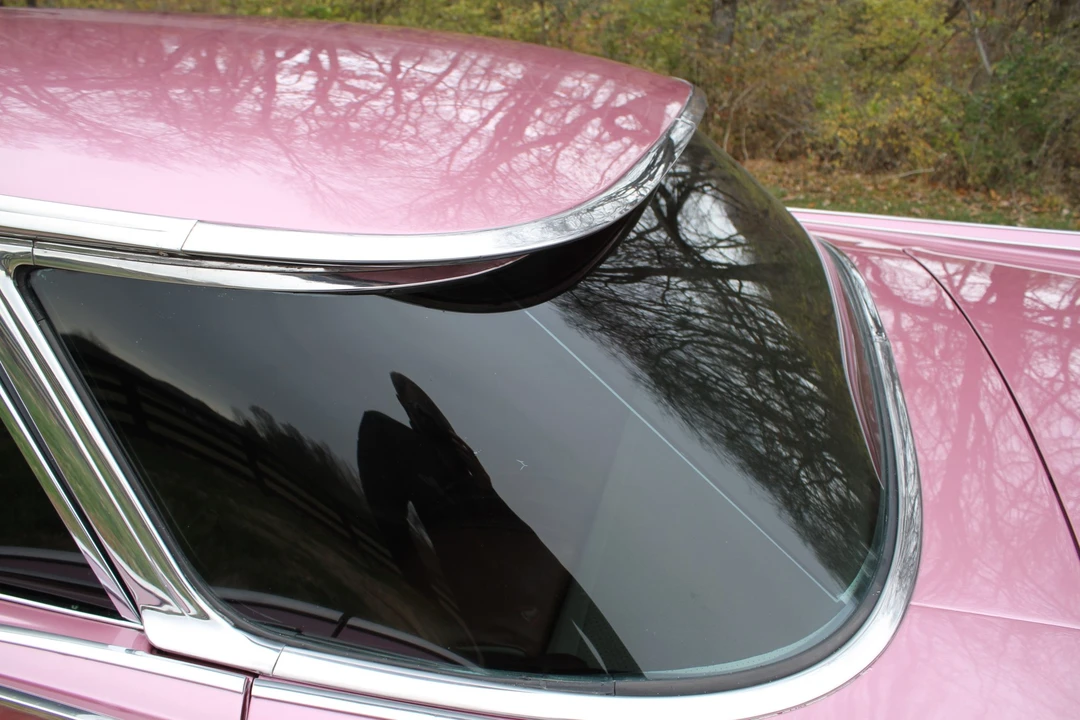 1959 Pontiac Bonneville 1st Gen - Image 30 of 31