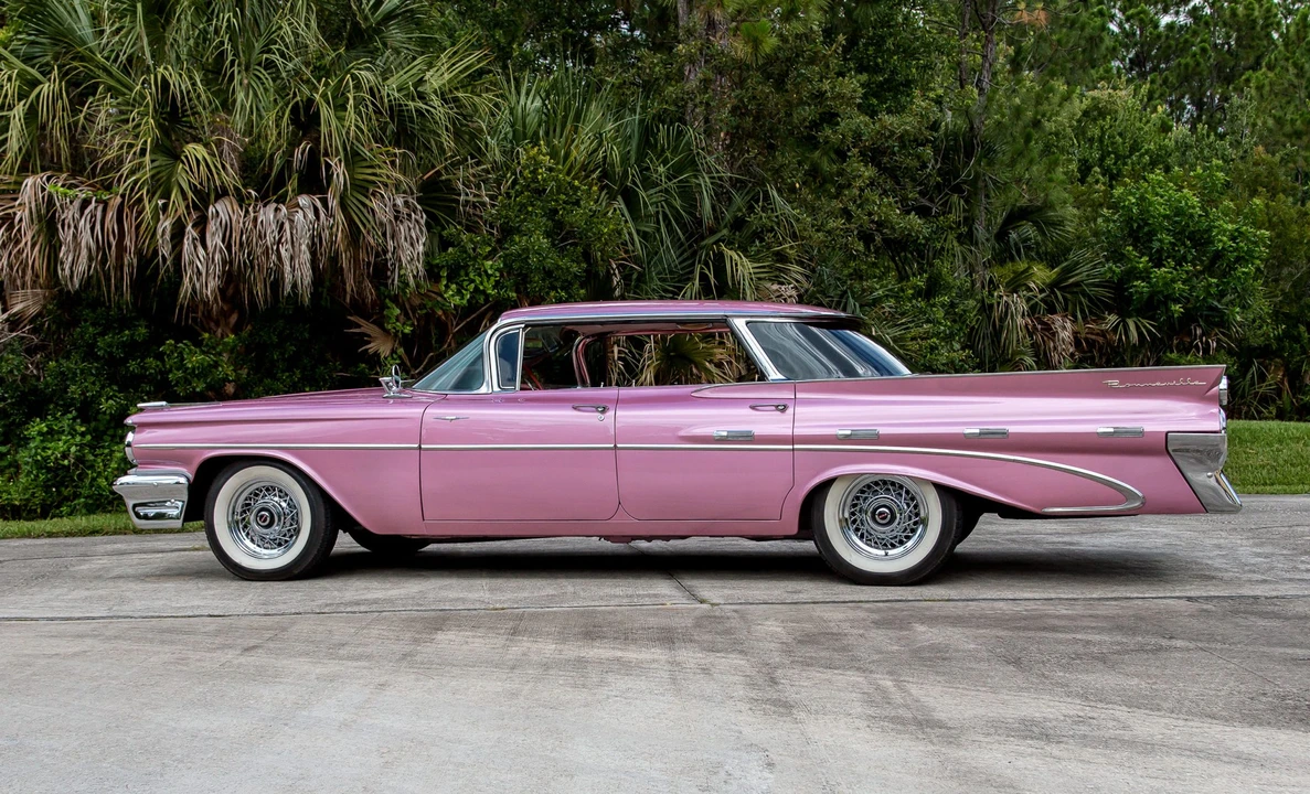 1959 Pontiac Bonneville 1st Gen - Image 3 of 31