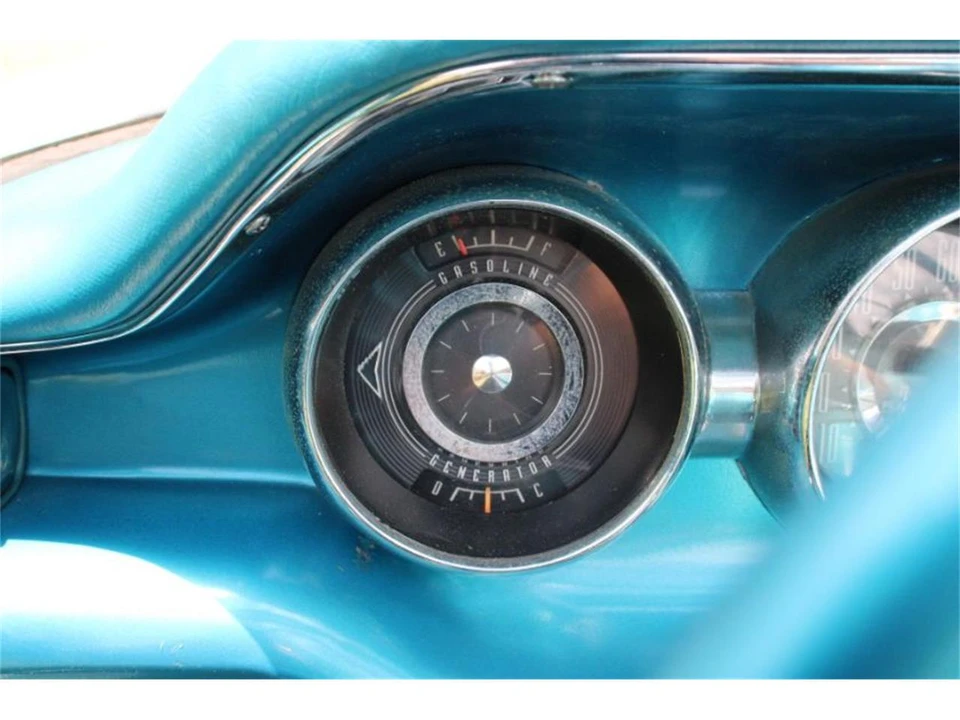 1959 Pontiac Catalina 2nd Gen - Image 15 of 18