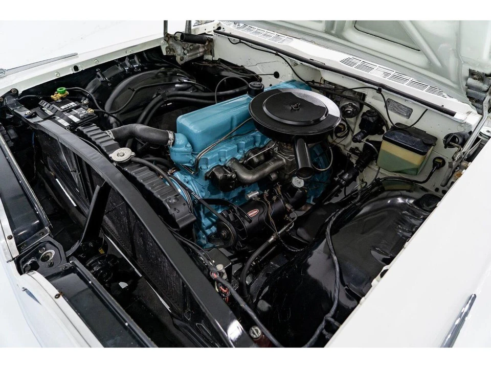 1959 Pontiac Parisienne - Image 17 of 31