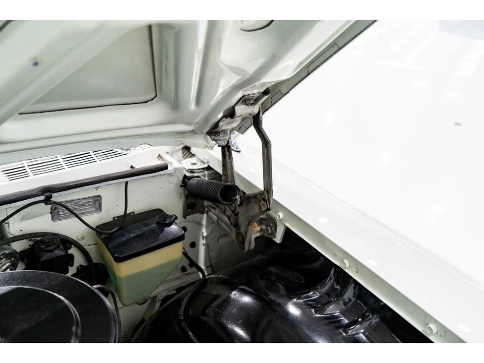 1959 Pontiac Parisienne - Image 21 of 31