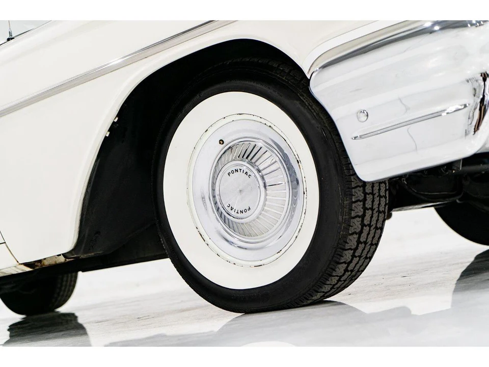 1959 Pontiac Parisienne - Image 6 of 31