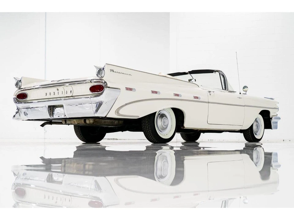 1959 Pontiac Parisienne - Image 26 of 31