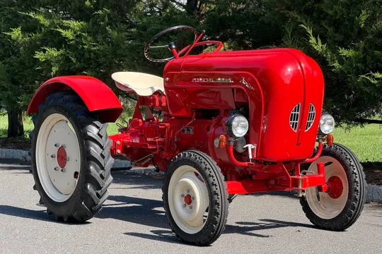 1959 Porsche-Diesel Junior 108N Tractor