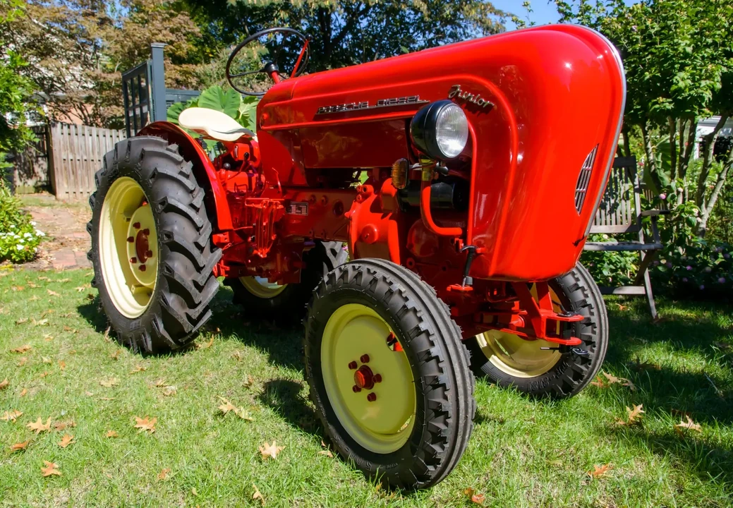 1959 Porsche Tractors - Image 2 of 31