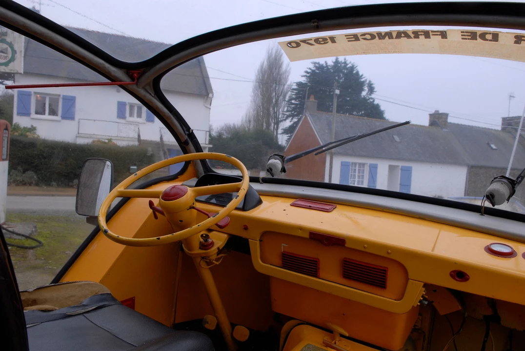 1959 Renault - Image 16 of 17