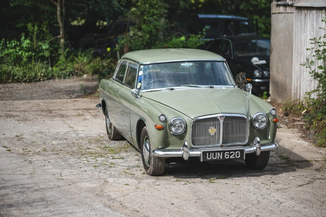 2001 Rover - Image 2 of 30