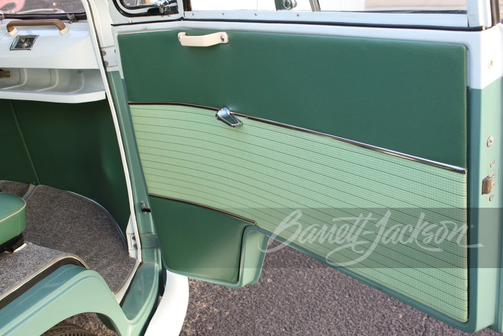 1959 Volkswagen Split-Window Bus - Image 16 of 31