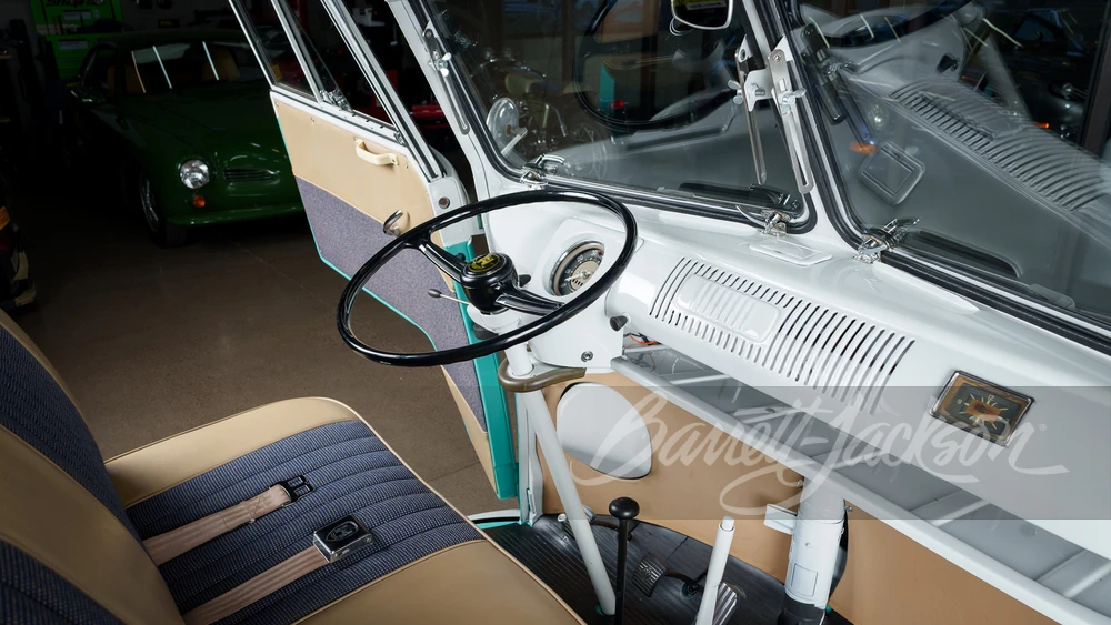 1959 Volkswagen Split-Window Bus - Image 16 of 31