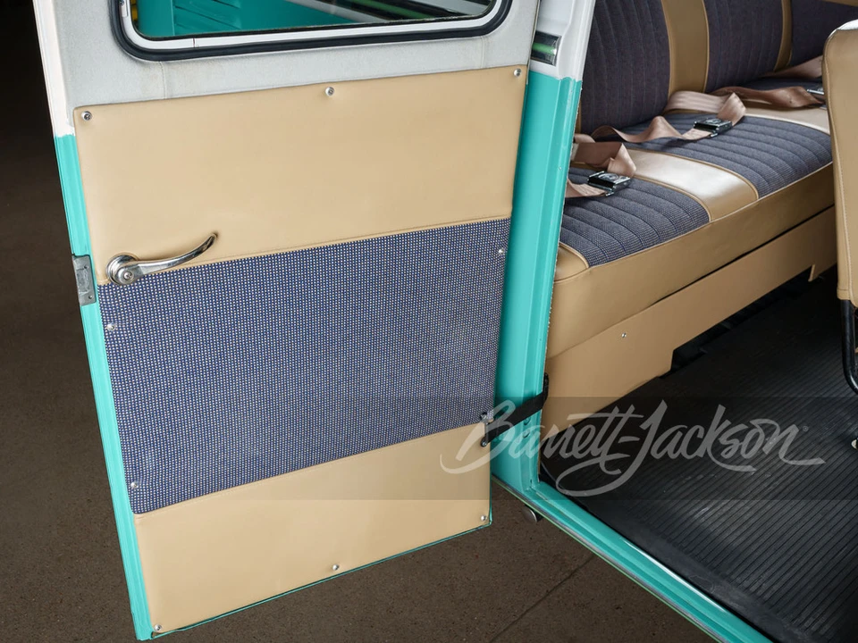 1959 Volkswagen Split-Window Bus - Image 18 of 31