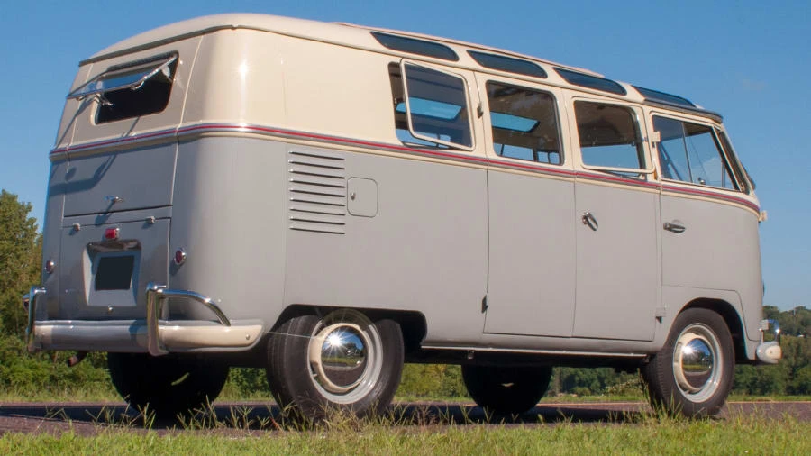1959 Volkswagen Split-Window Bus - Image 3 of 12