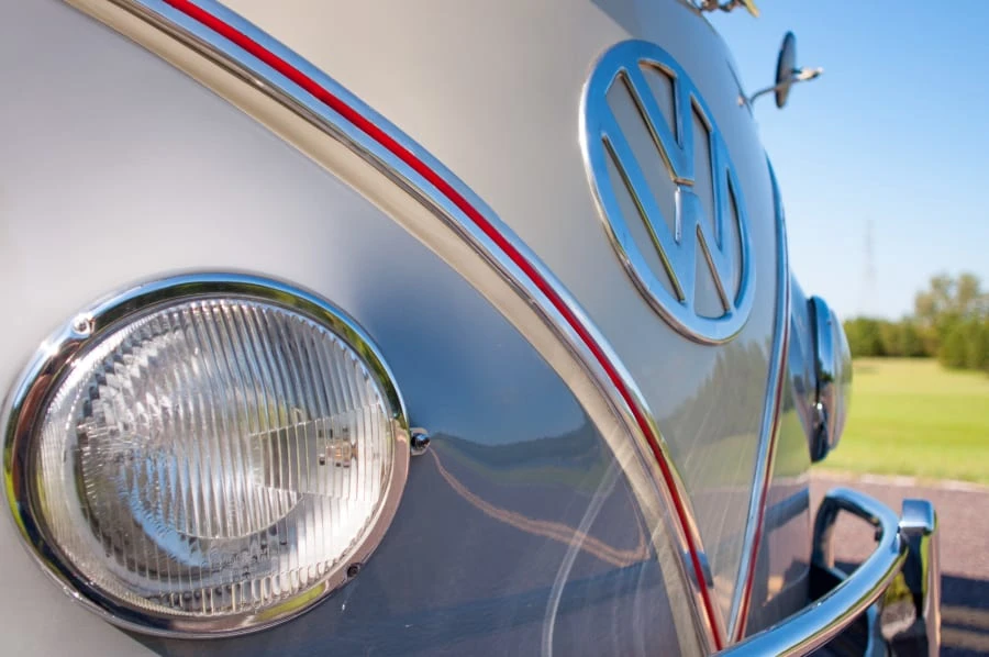 1959 Volkswagen Split-Window Bus - Image 10 of 12