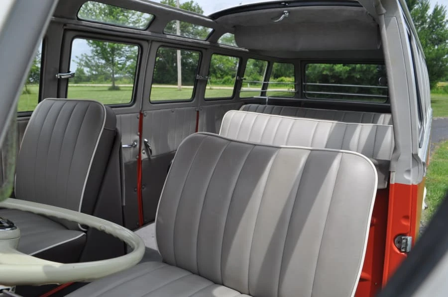 1959 Volkswagen Split-Window Bus - Image 5 of 12