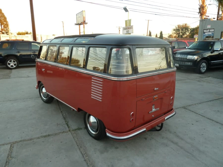 1959 Volkswagen Split-Window Bus - Image 3 of 12