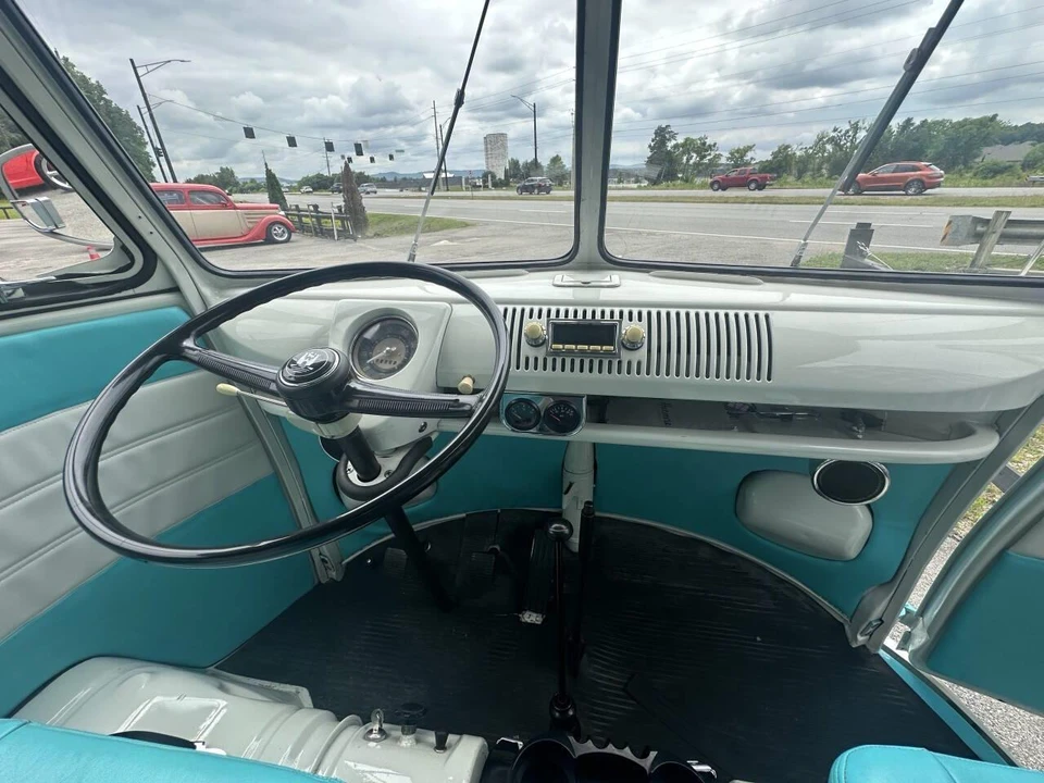 1959 Volkswagen Split-Window Bus - Image 14 of 29