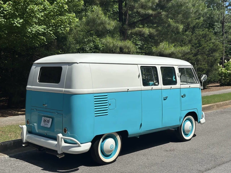 1959 Volkswagen Split-Window Bus - Image 7 of 29