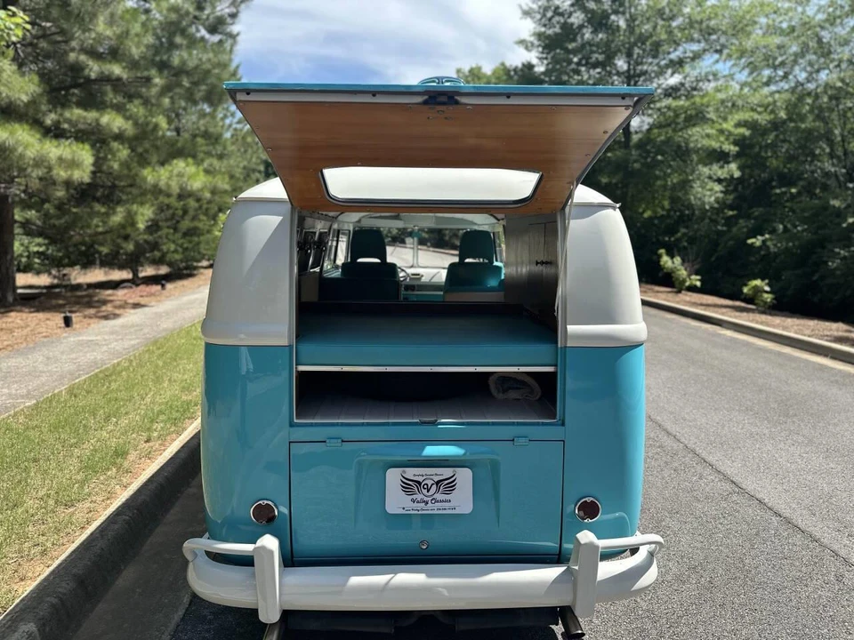 1959 Volkswagen Split-Window Bus - Image 9 of 29