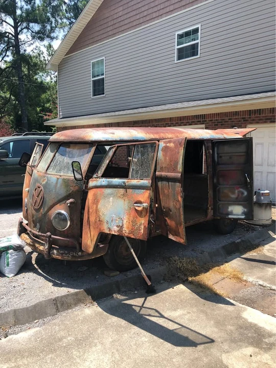 1959 Volkswagen Split-Window Bus - Image 11 of 20