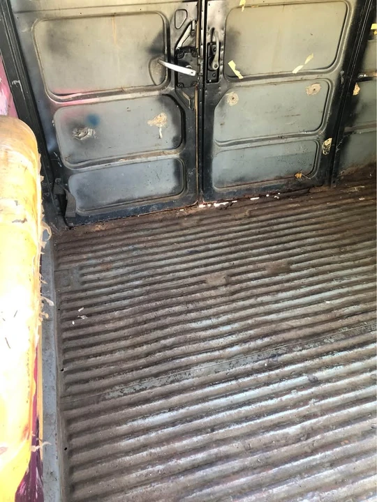 1959 Volkswagen Split-Window Bus - Image 6 of 20