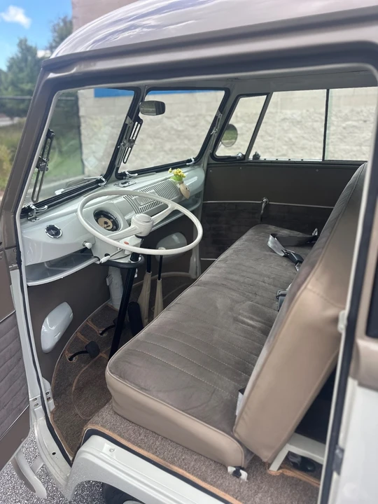 1959 Volkswagen Split-Window Bus - Image 8 of 16