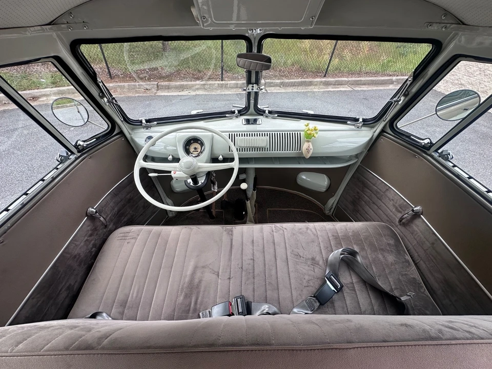 1959 Volkswagen Split-Window Bus - Image 7 of 16