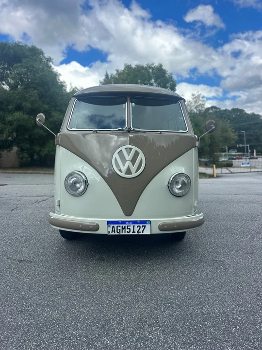 1959 Volkswagen Split-Window Bus - Image 2 of 16