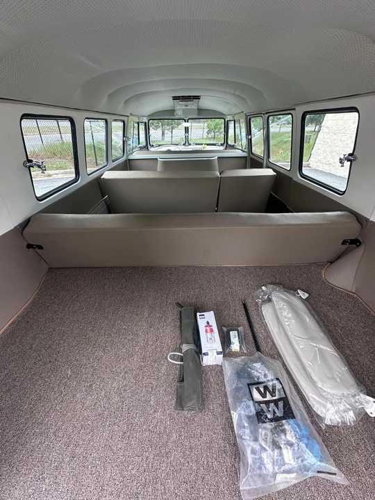 1959 Volkswagen Split-Window Bus - Image 15 of 16