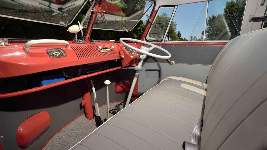 1959 Volkswagen Split-Window Bus - Image 4 of 12