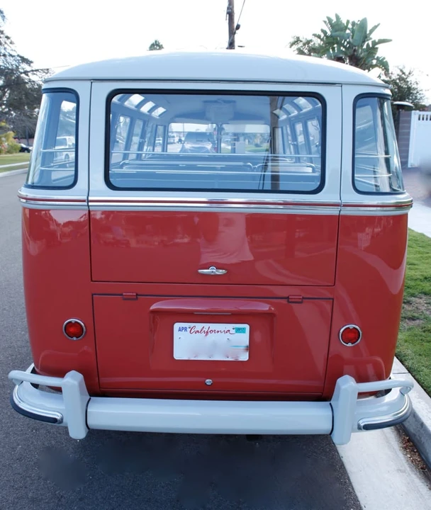1959 Volkswagen Split-Window Bus - Image 11 of 12
