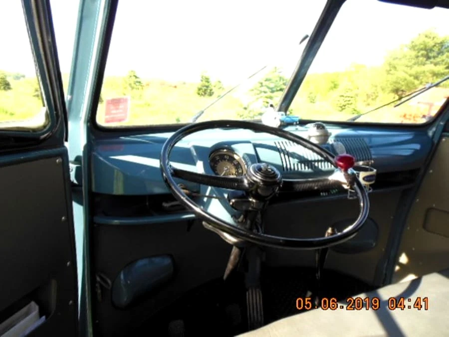 1959 Volkswagen Split-Window Pickup - Image 4 of 12