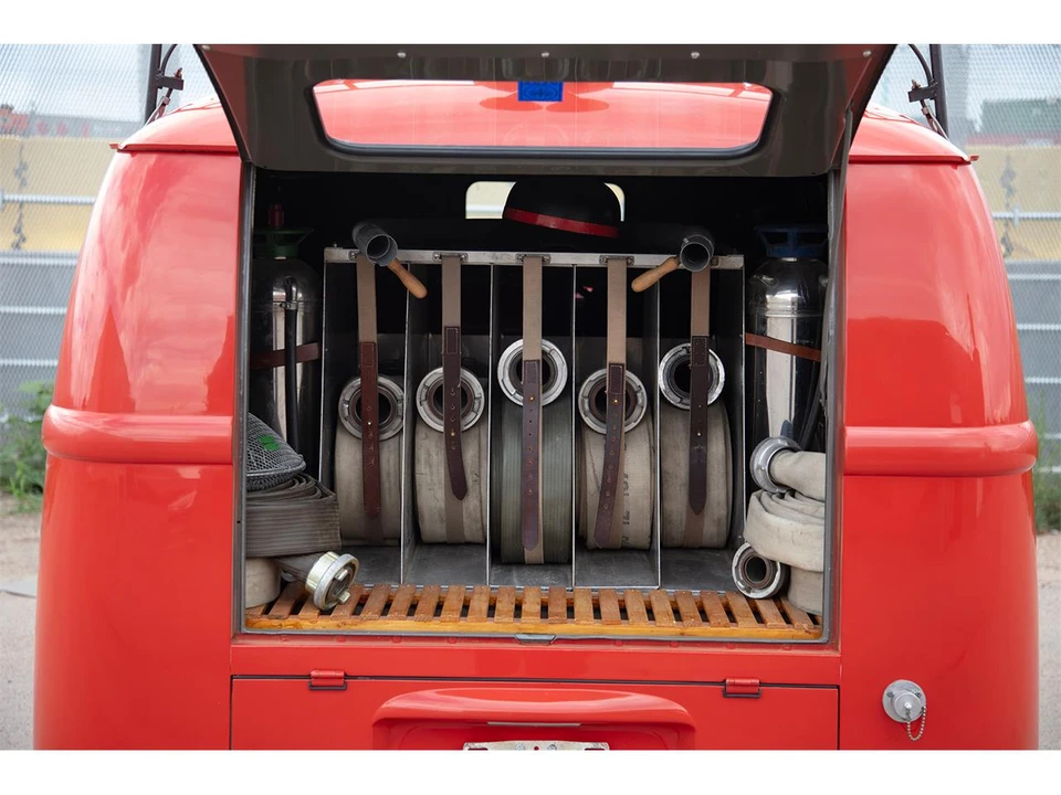 1959 Volkswagen Split-Window Bus - Image 10 of 31