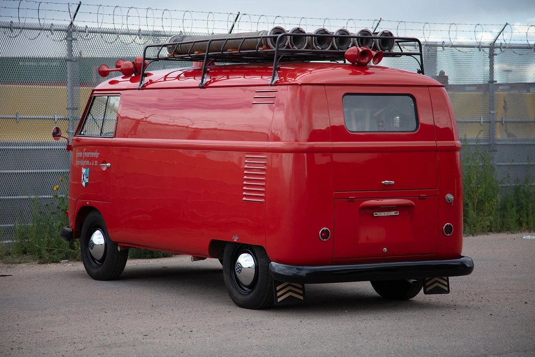 1959 Volkswagen Split-Window Bus - Image 8 of 31