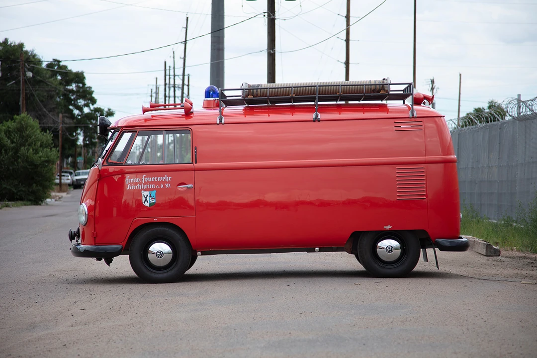 1959 Volkswagen Split-Window Bus - Image 5 of 31