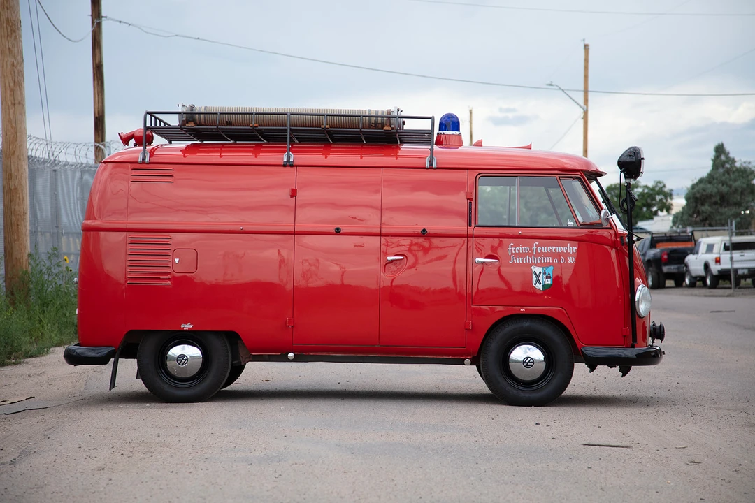 1959 Volkswagen Split-Window Bus - Image 6 of 31